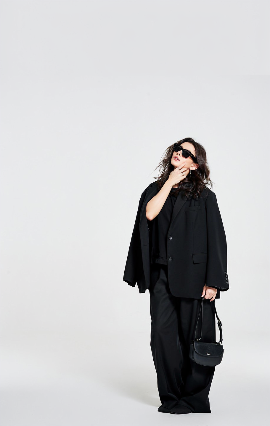 black blazer 1