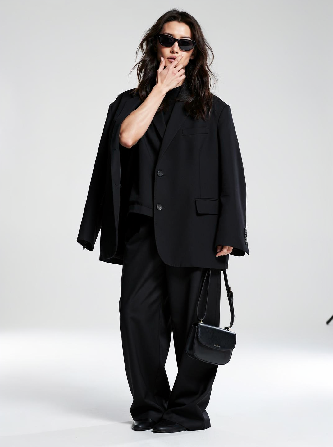 black blazer 3