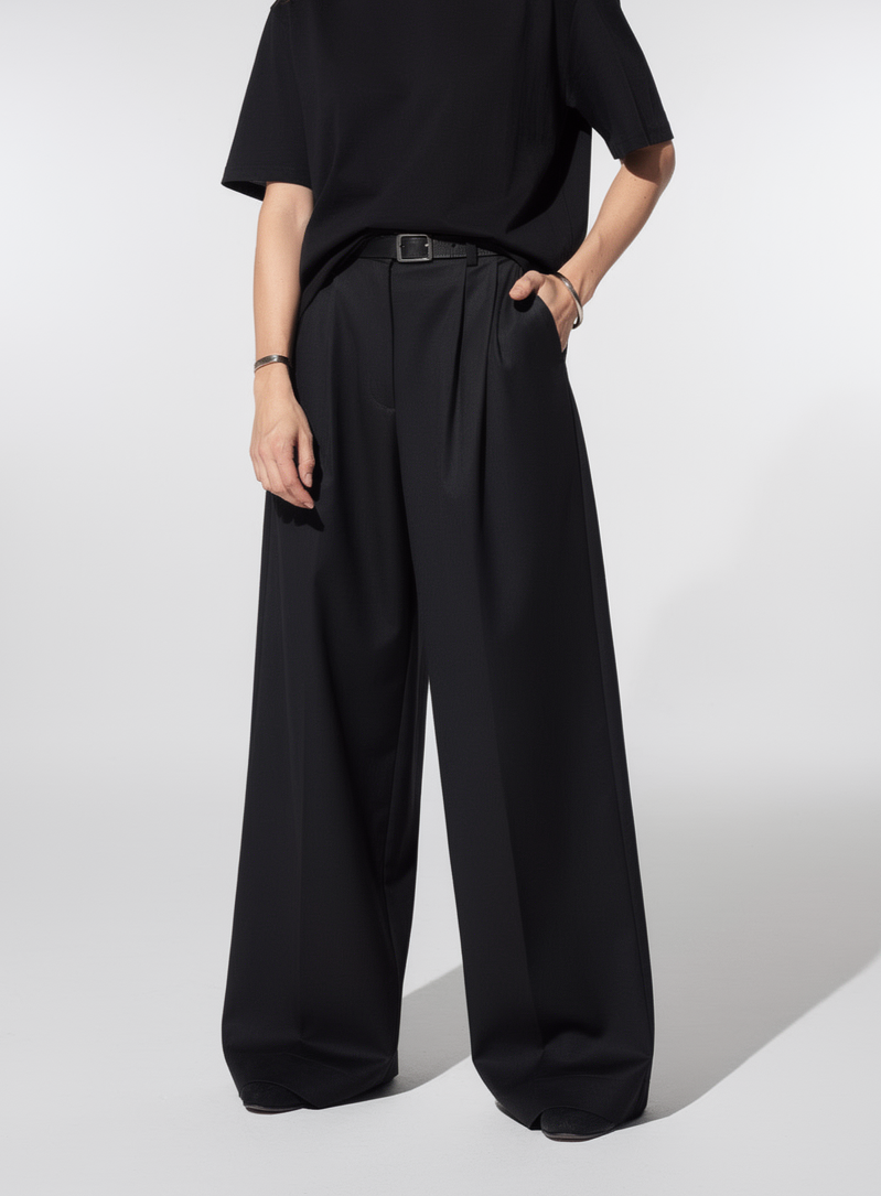 black pants 1