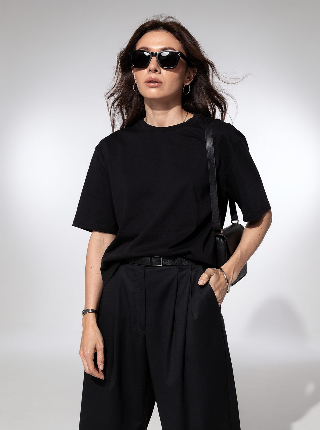 black t-shirt 2